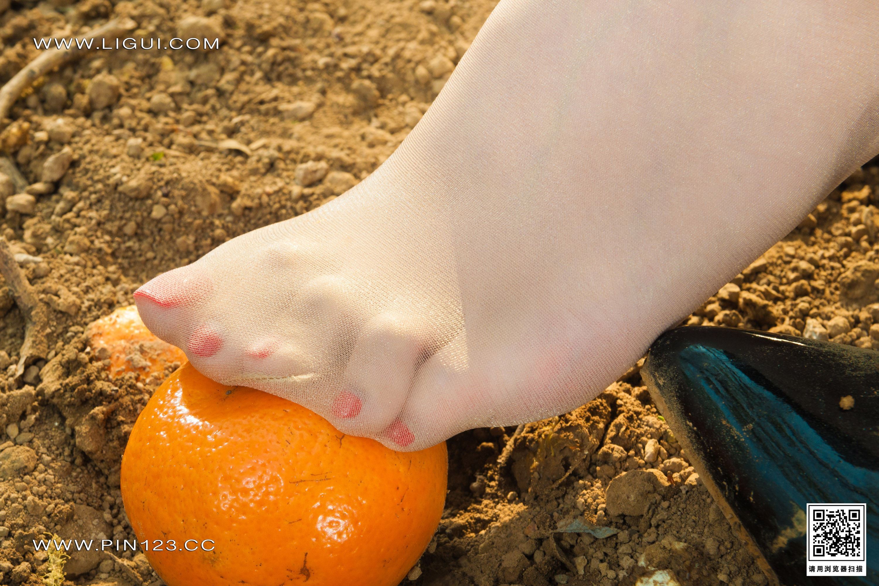 Ligui丽柜  2023.04.10 《野外柑丝》 心心